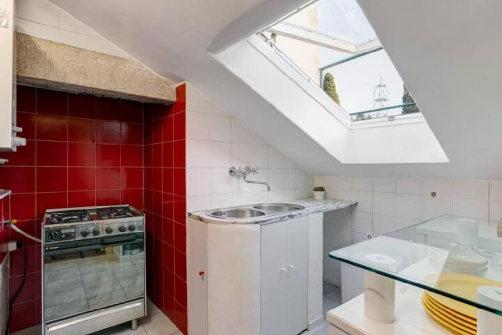 Balcony Apartment In Lisbon Center Eksteriør bilde